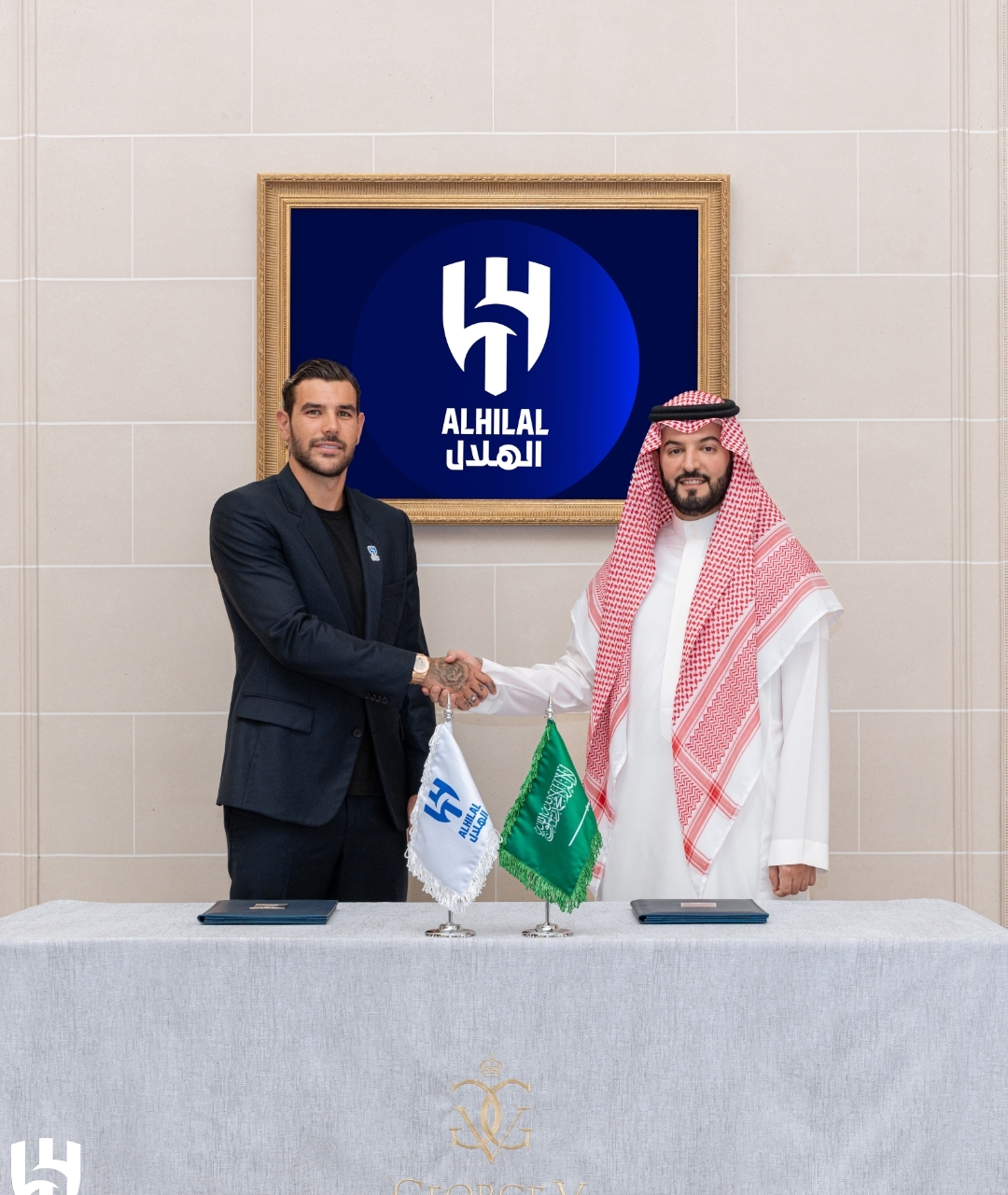 رسميا.. الهلال يعلن ضم هيرنانديز لمدة 3 مواسم